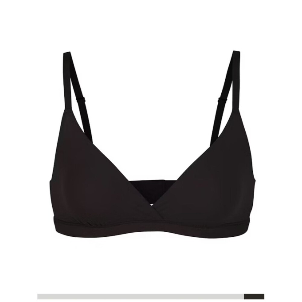 SKIMS Black Lightweight Wireless Crossover Bralette Size 3X NWT